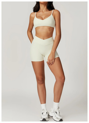V WAIST SHORT SET