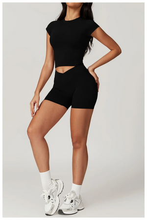 V WAIST SHORT SET