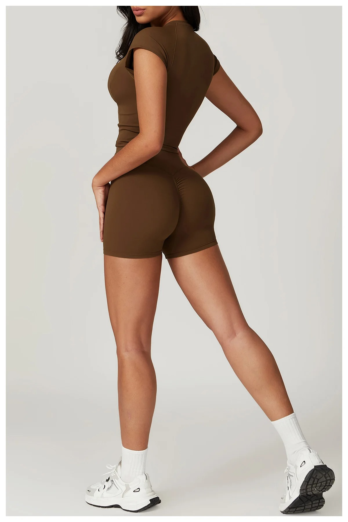 V WAIST SHORT SET