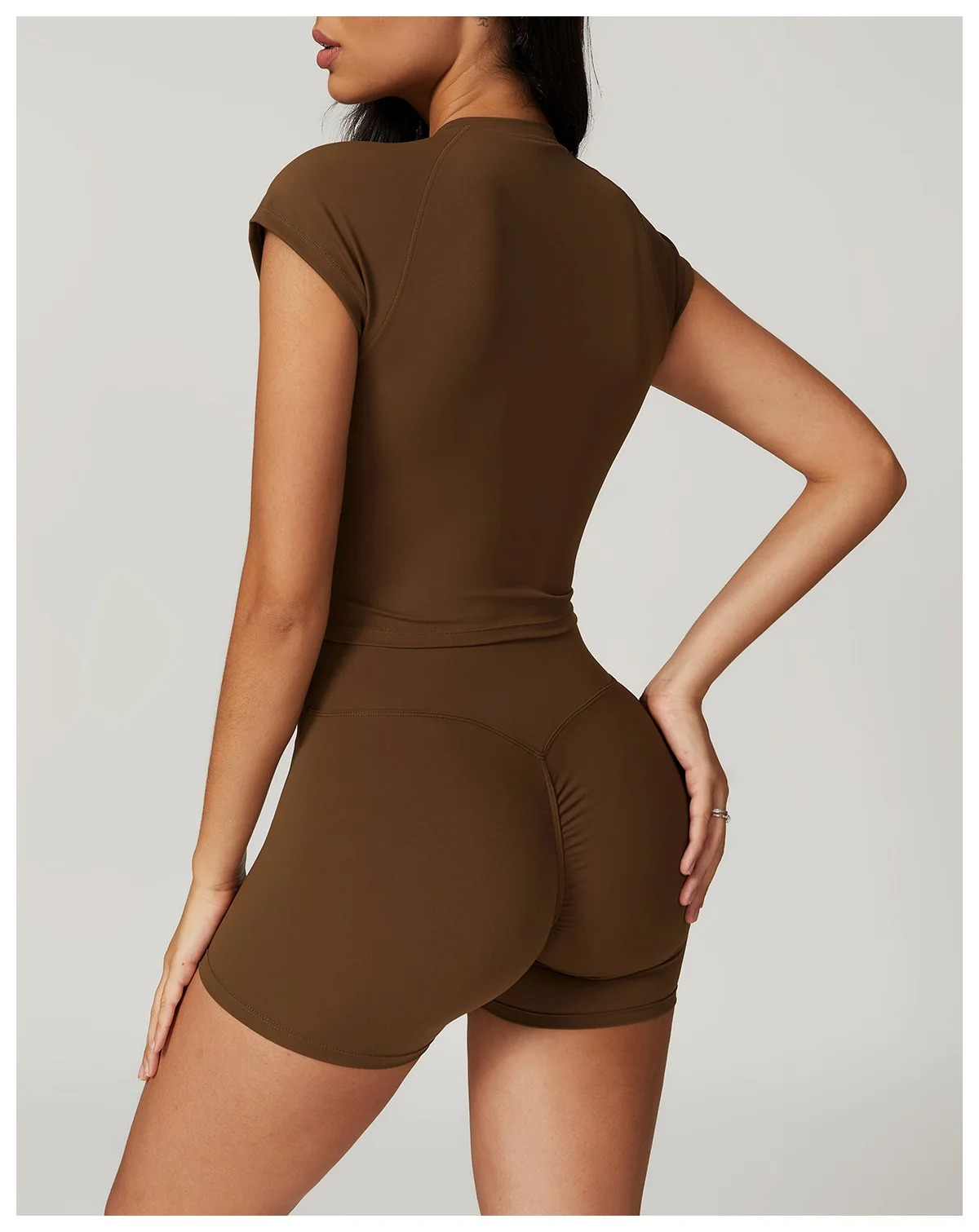 V WAIST SHORT SET