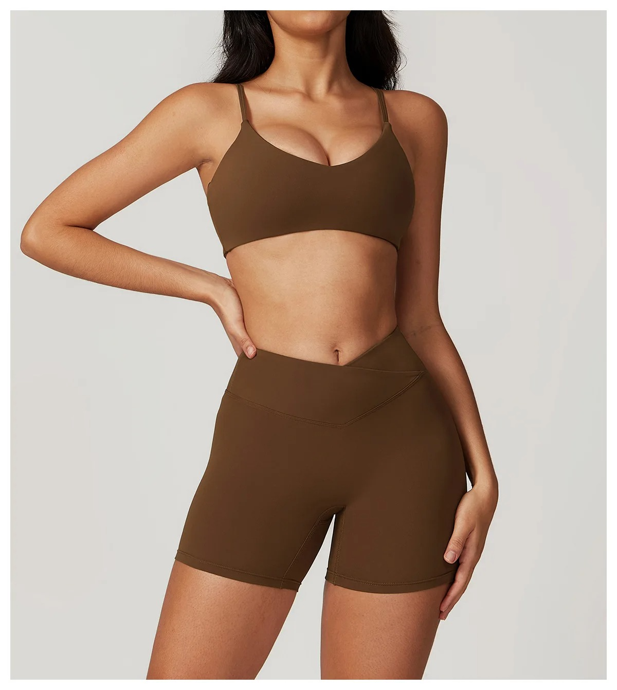 V WAIST SHORT SET
