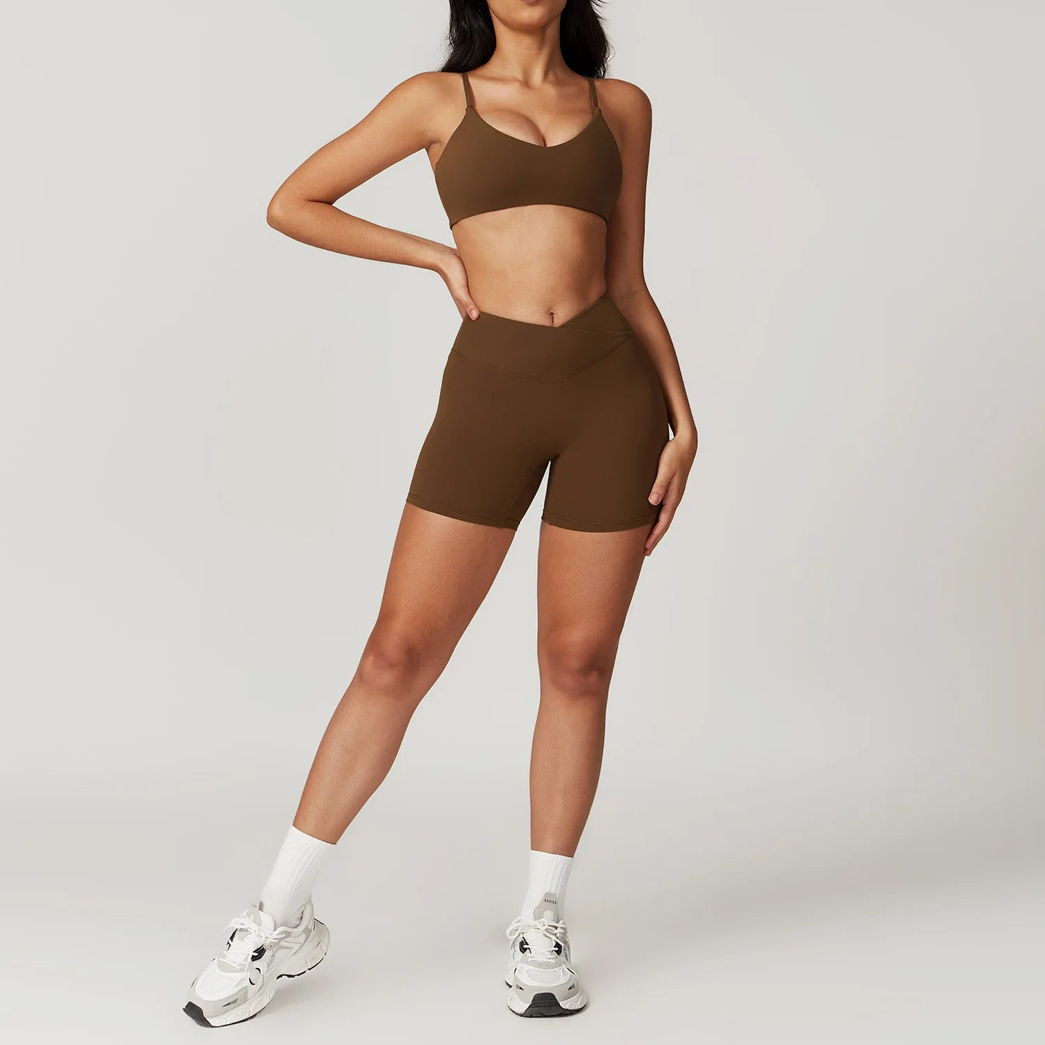 V WAIST SHORT SET