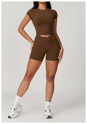 V WAIST SHORT SET